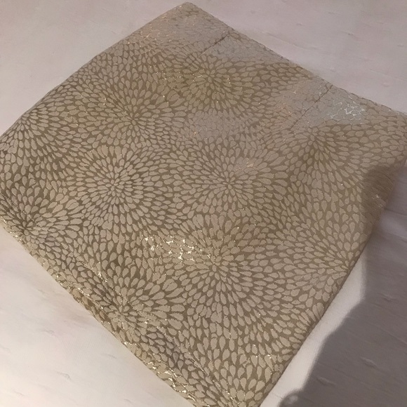 White + Metallic Skirt - Picture 5 of 6